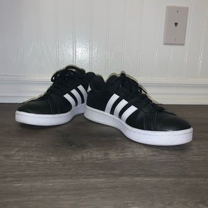 Adidas Grand Court Leather Sneaker Size 7